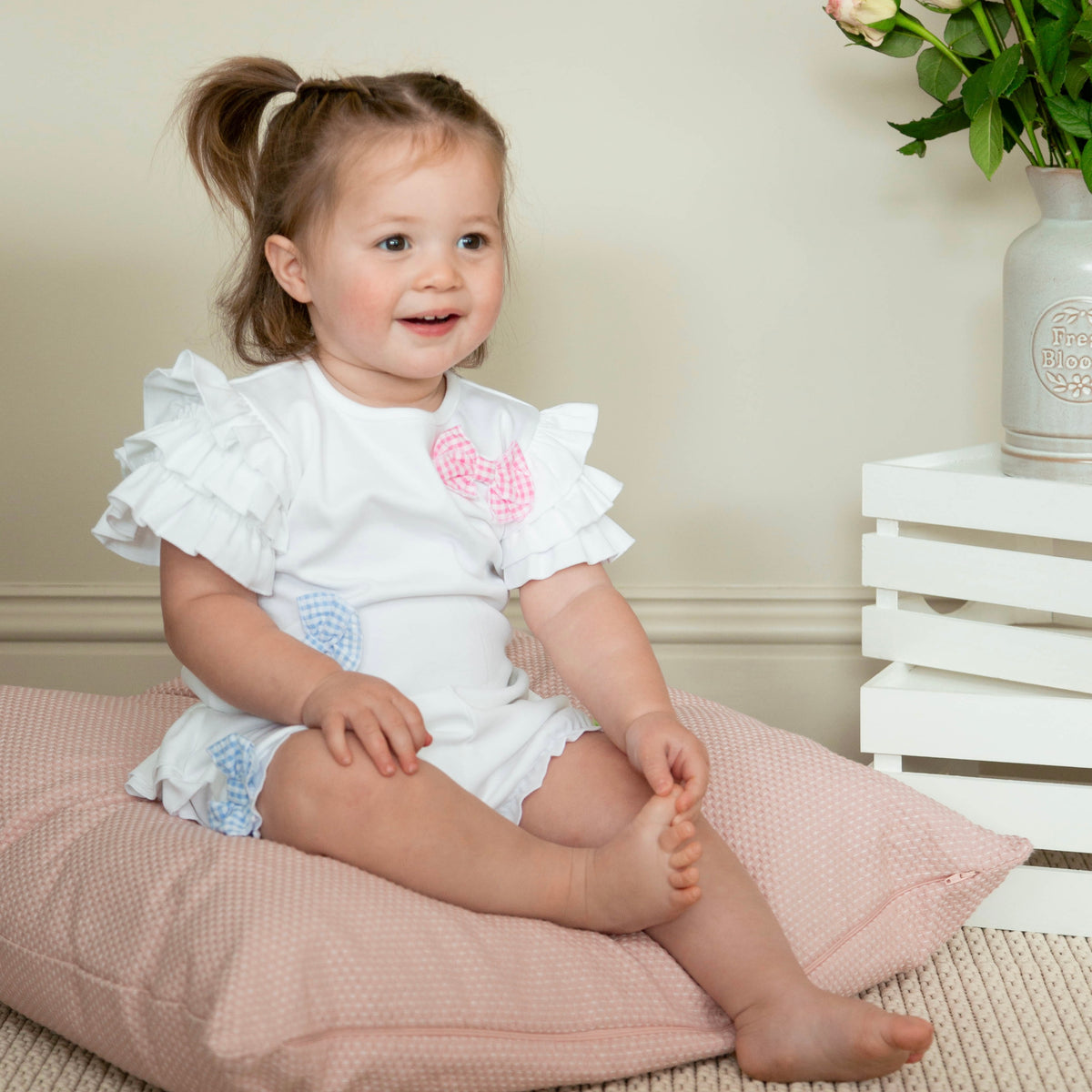 White Short Set With Bows