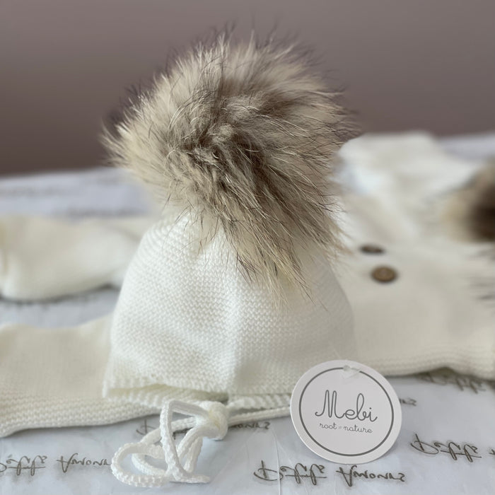 White Mebi Hat