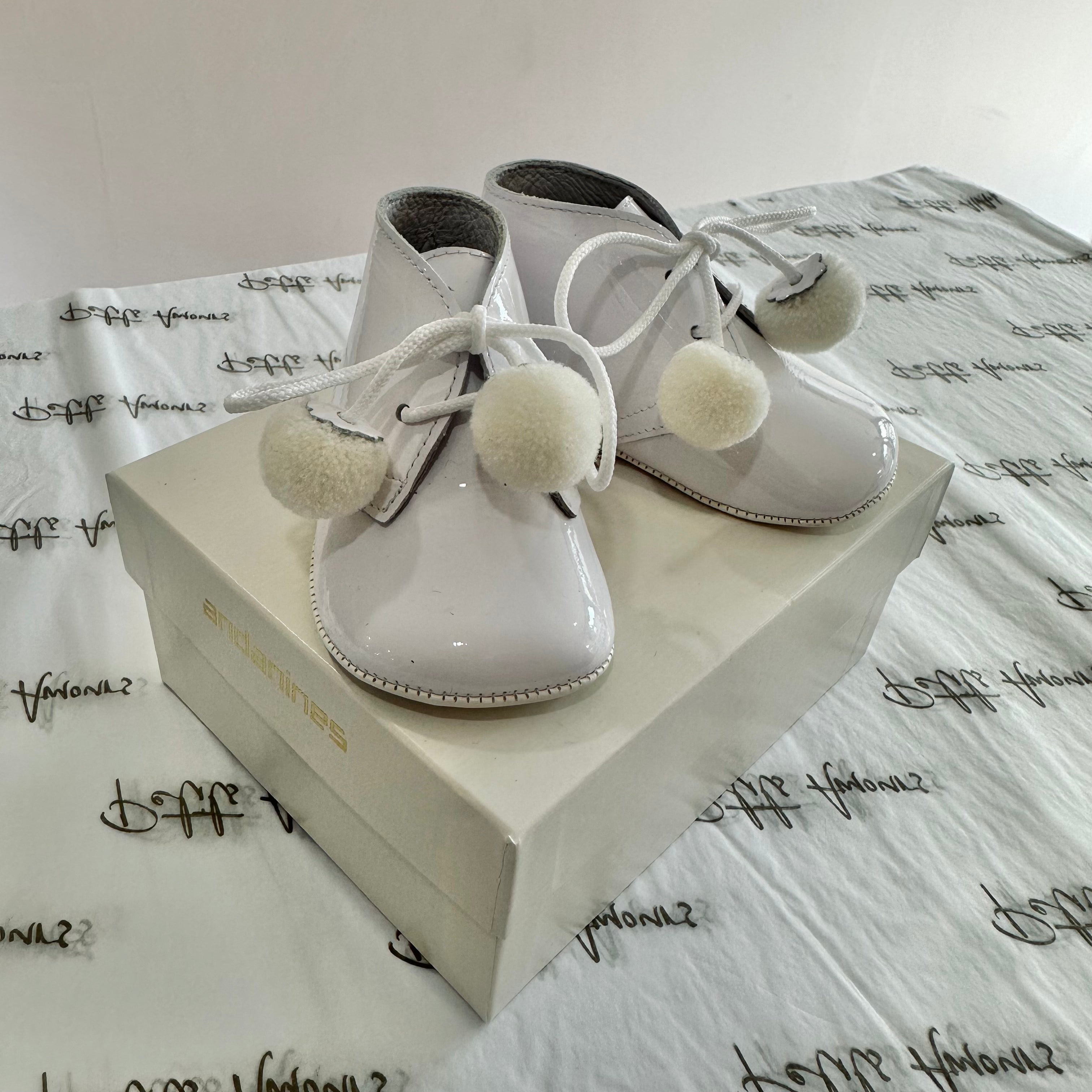 White Pom Pram Boots – Petits Amours